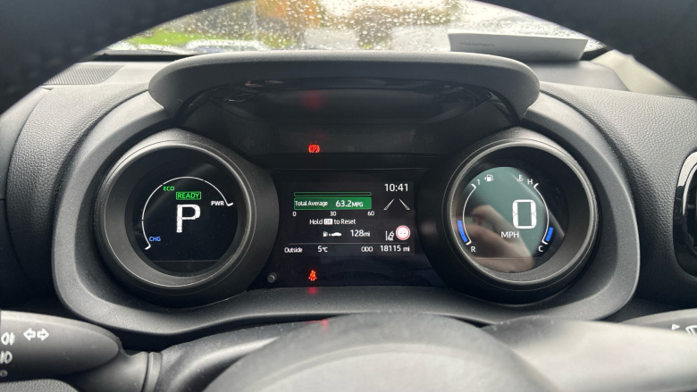 Toyota Yaris 1.5 Hybrid Design 5dr CVT Hybrid Hatchback